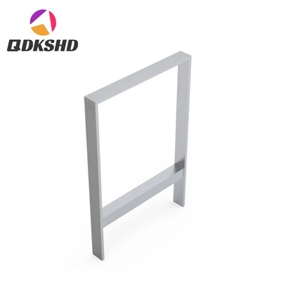 Ko'chadagi oddiy metall velosiped tokchasi